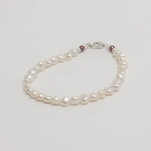 Load image into Gallery viewer, Arlia Pearl Bracelet Gold